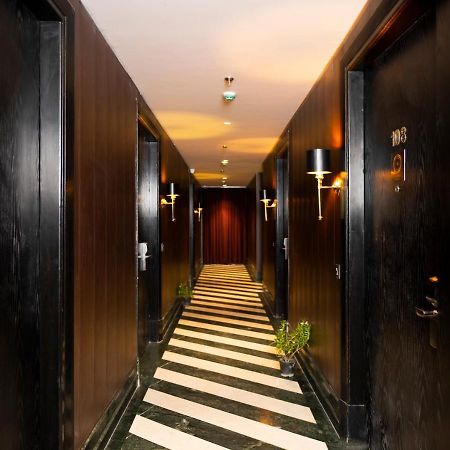 Foxoso Hotel, Delhi Airport Нью-Делі Екстер'єр фото